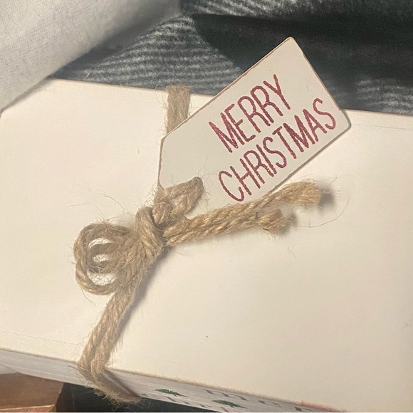 NWT….Christmas book blocks made out of wood!!! Super cute!!! - Picture 2 of 4